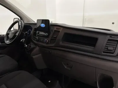 Ford Transit Custom Hög Skåp Värmare Dragkrok Sync-3 MOMS