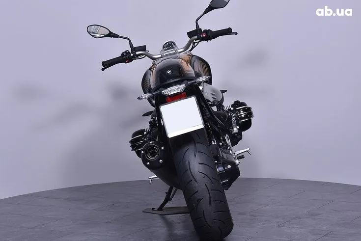 BMW R Image 6